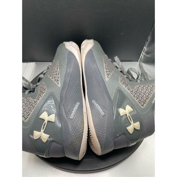 Under Armour Men's Clutchfit Drive 2 Basketball Shoe Size 8 Gray - Picture 7 of 8